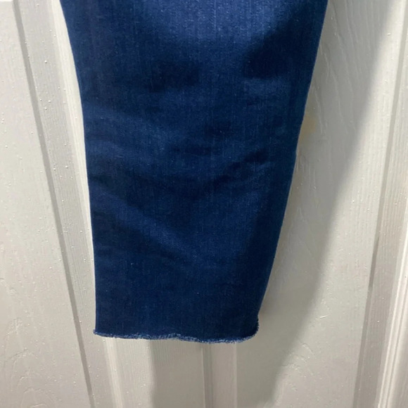 Paige Skyline Straight Jeans in Classic Blue Denim - Women’s Size 31 - Picture 10 of 14